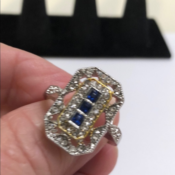 Size 10 fashion ring - Picture 3 of 5